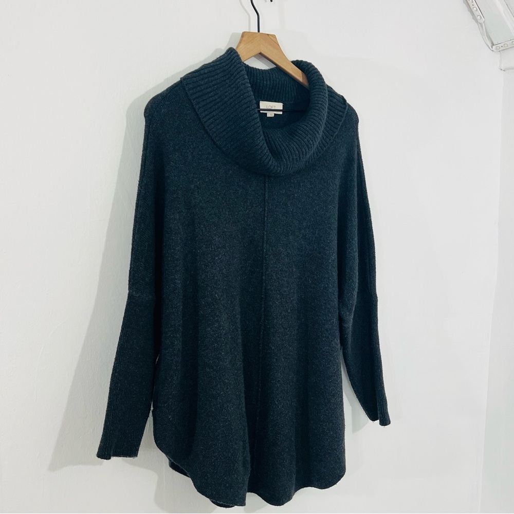 LOFT Gray Pullover Tunic Style Long Fit Knit Cowl Neck Sweater Perfect For Fall